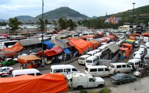 Indios Verdes foco de tráfico y ambulantaje